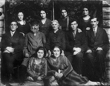 Семья Лейзера Гирши Бумагина, Яновичи, 1926 год.