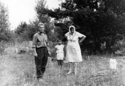 На старинном еврейском кладбище. Бабиновичи, 1971 г.