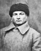 Ефим Григорьевич Певзнер. Фото с фронта. 1943 г.
