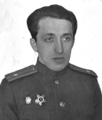 Григорий Маркович Штракс,  1945 г.