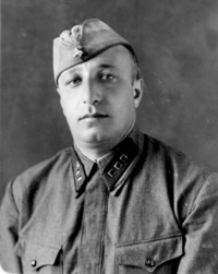 Илья Абрамович Меерсон на военных учениях. 6 июня 1941 г.