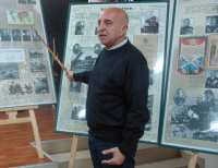 Экскурсию проводит Григорий Рейхман.
