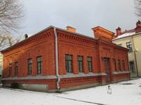 Склад – бывшая баня и прачечная. Постройка около 1898 г. Восстановлено практически в первозданном виде.
