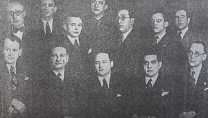Основатели Союза воинов — евреев Литвы. Моисеюс Брегштейнас — (первый ряд, второй справа).