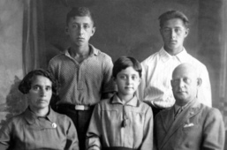 Семья Воробейчик. 1940 г.