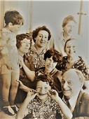 Илюша, Аня Сандомирская, тётя Бэба, Слава Яковлев, баба Галя, Александра Львовна, папа Сева, прадед Шура. Москва, 1976-1977 гг.