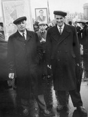  Илья Абрамович Меерсон на Первомайской демонстрации. Фото 60-х годов XX века.
