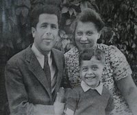 Родители и Валерий Рубинчик.