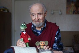 Леонид Шварцман с Чебурашкой.