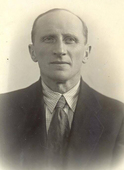 Головчинер Евгений Маркович - главный врач больницы им. Семашко, хирург, член призывной комиссии города Пушкина в 1941 году.