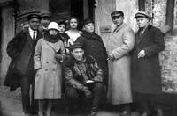 Арон Трайнин с товарищами.