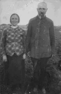 Фото 4. Соломон Буянский (сын Аврама-Илё Буянского, внук Бенге Буянского) и его супруга Буня Буянская. Вероятно, погибли в Сенно во время немецкой оккупации.