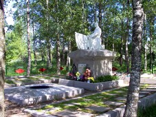 Братская могила в селе Дубовцы.