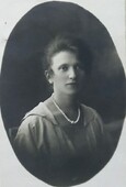 Перла Херузе, 1922 г.