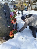 Пименовы. В Суксуне. На кладбище у Поклонного Камня.