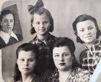 Соня Гофман с дочками, 1951 г.