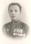 Папа Гуревич  Владимир Романович.