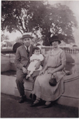 Родители и сестра Лита, 1925 г., Расарио, Аргентина.