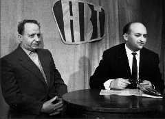 Владимир Хазанский (справа) выступает на Витебском телевидении. Середина 1970-х годов. Владимир Хазанский (справа) выступает на Витебском телевидении. Середина 1970-х годов.